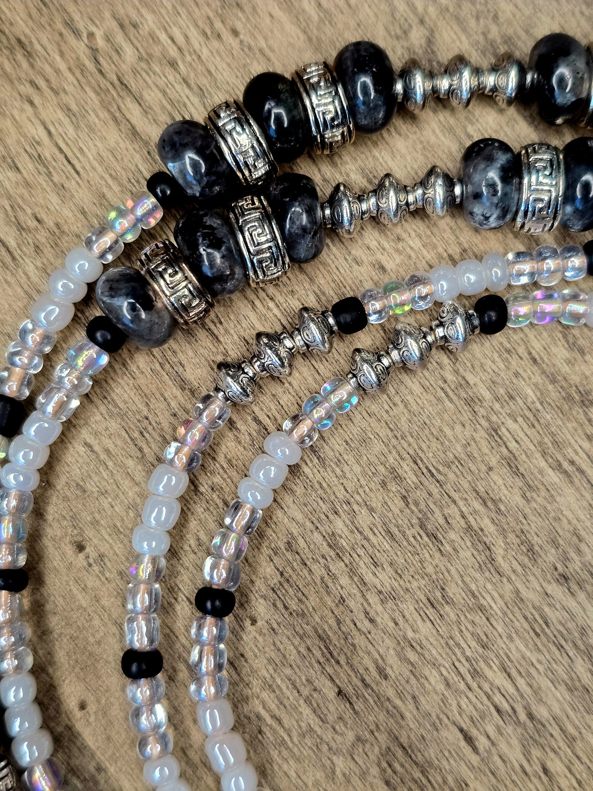 Selene Talisman | Lunar Reflection & Quiet Illumination