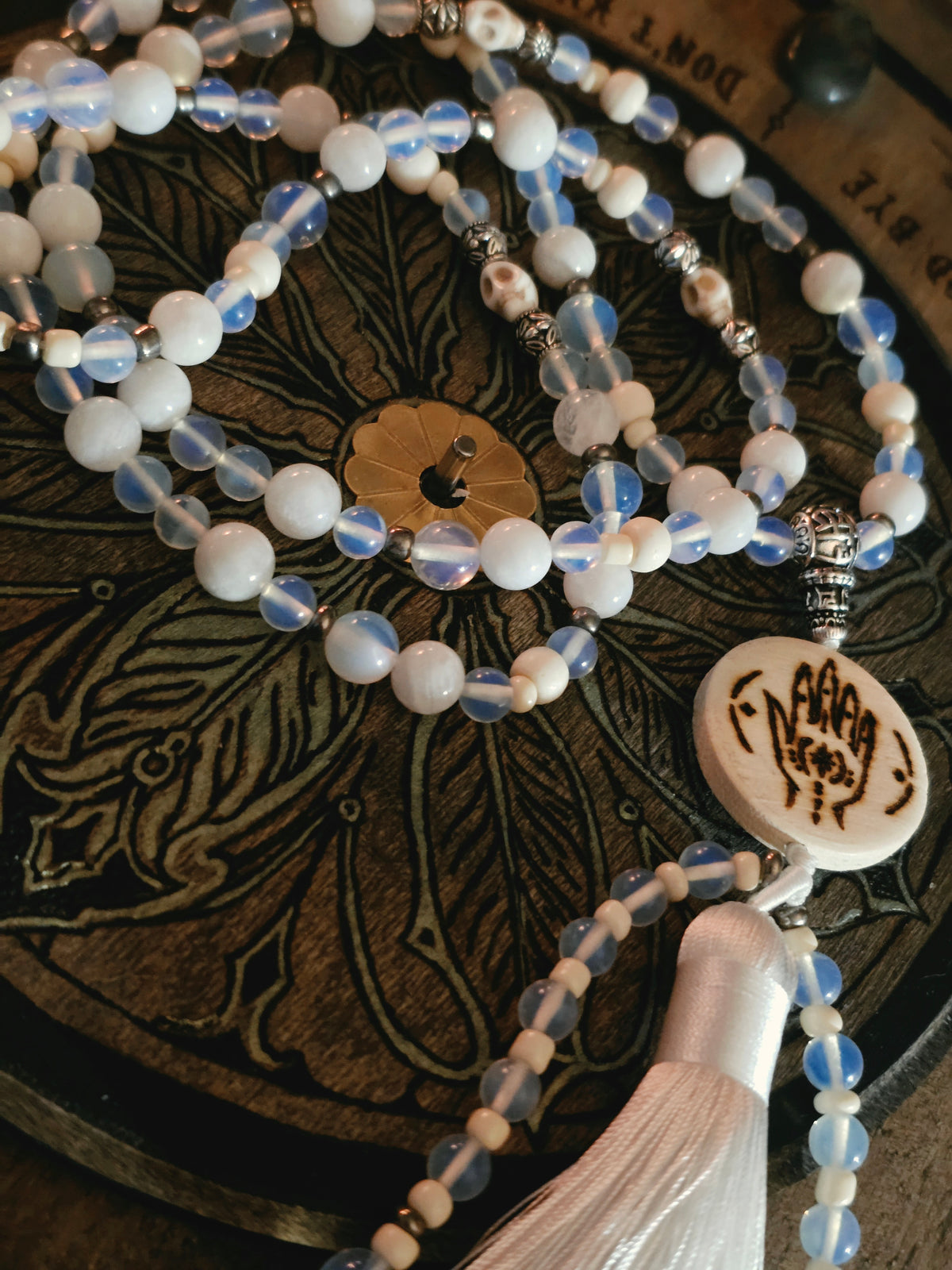 Apparition Ritual Mala