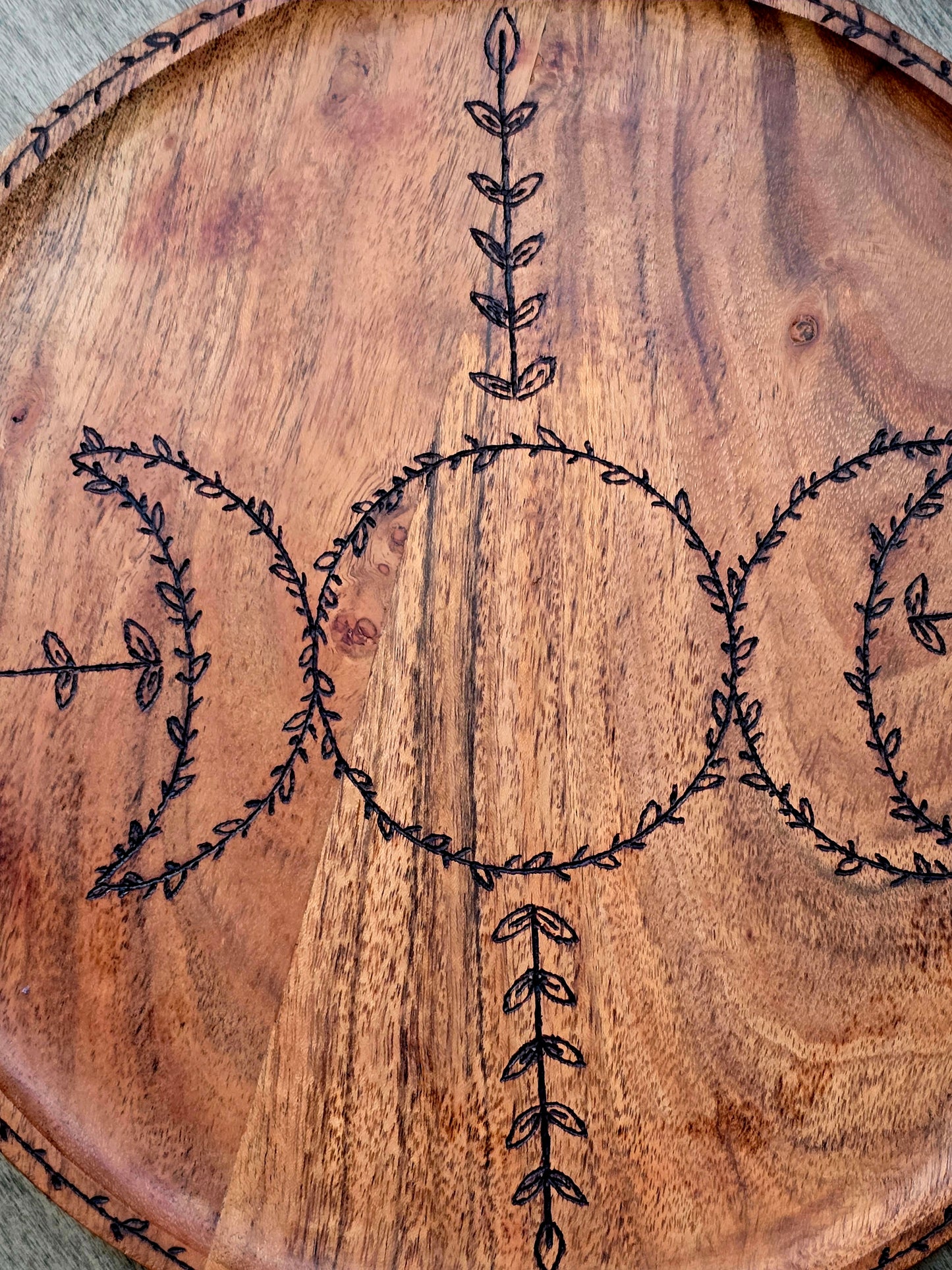Botanical Triple Moon Offering Plate