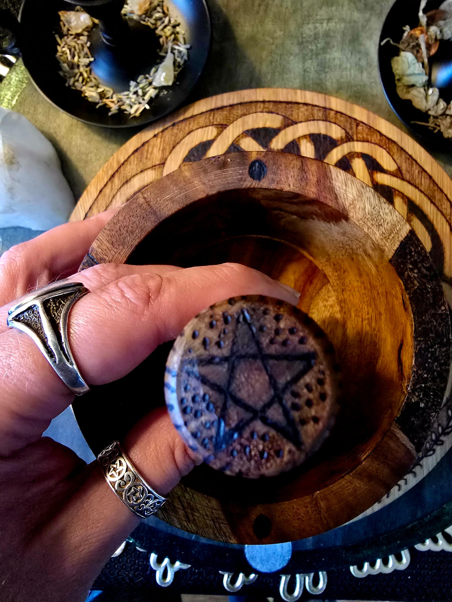 Hand-Burned Celtic Knotwork Mortar & Pestle – Sheesham Rosewood Ritual Set