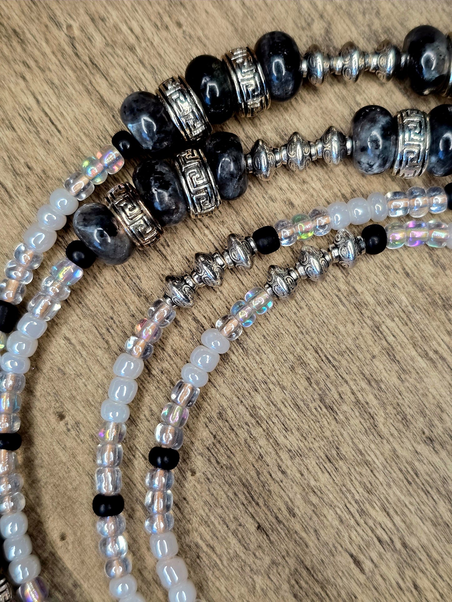 Selene Talisman | Lunar Reflection & Quiet Illumination