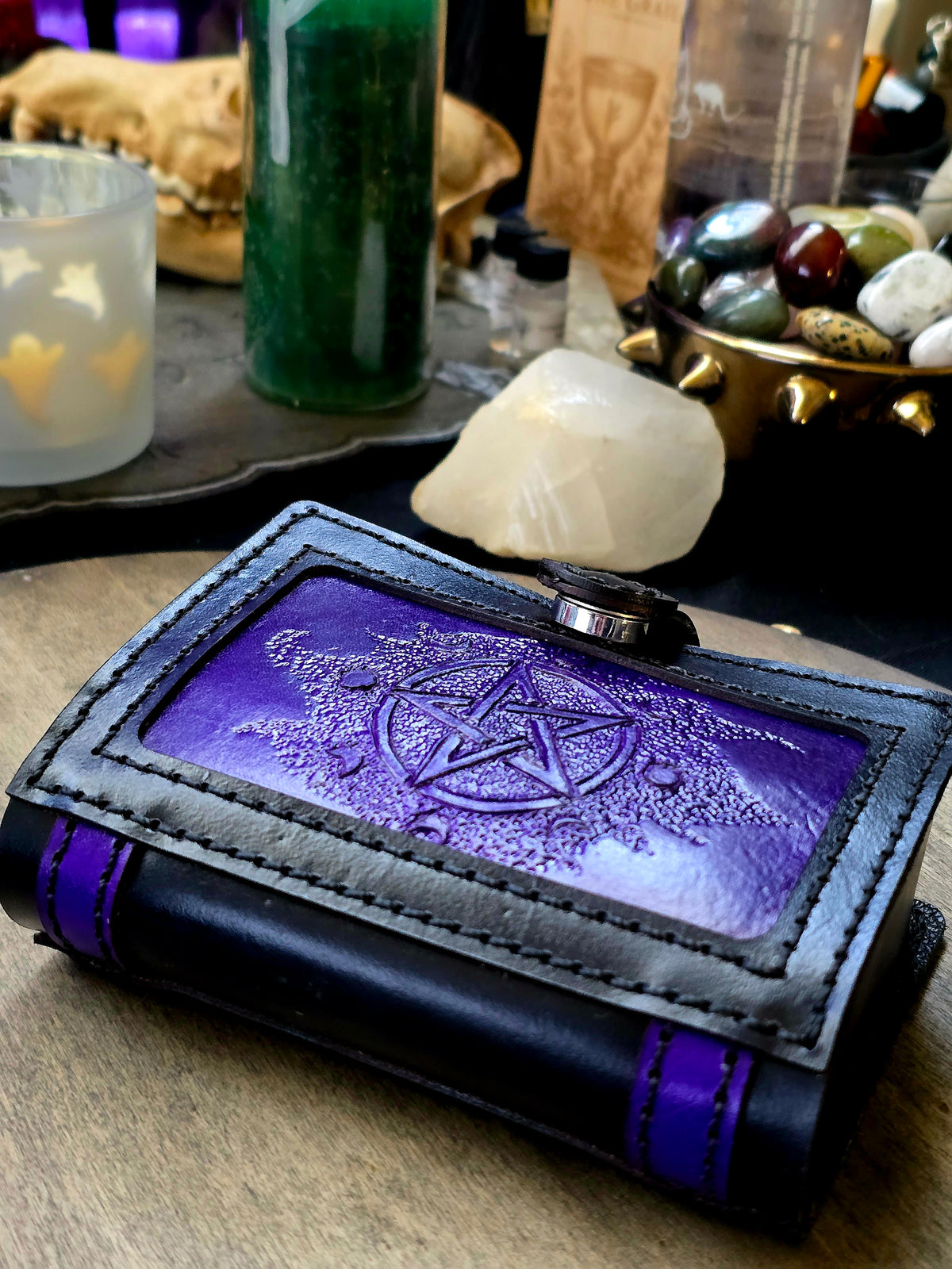 Seer's Ward Leather Tarot Card Holder