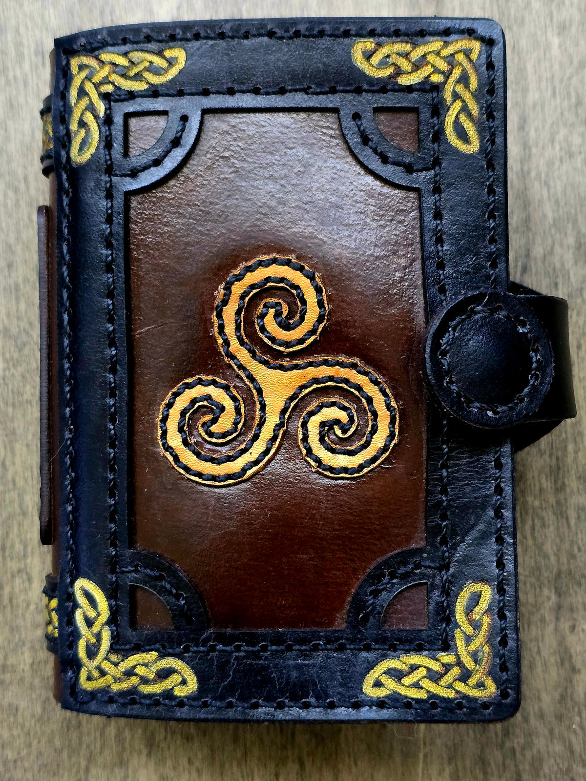 Celtic Triskele Leather Tarot Card Holder