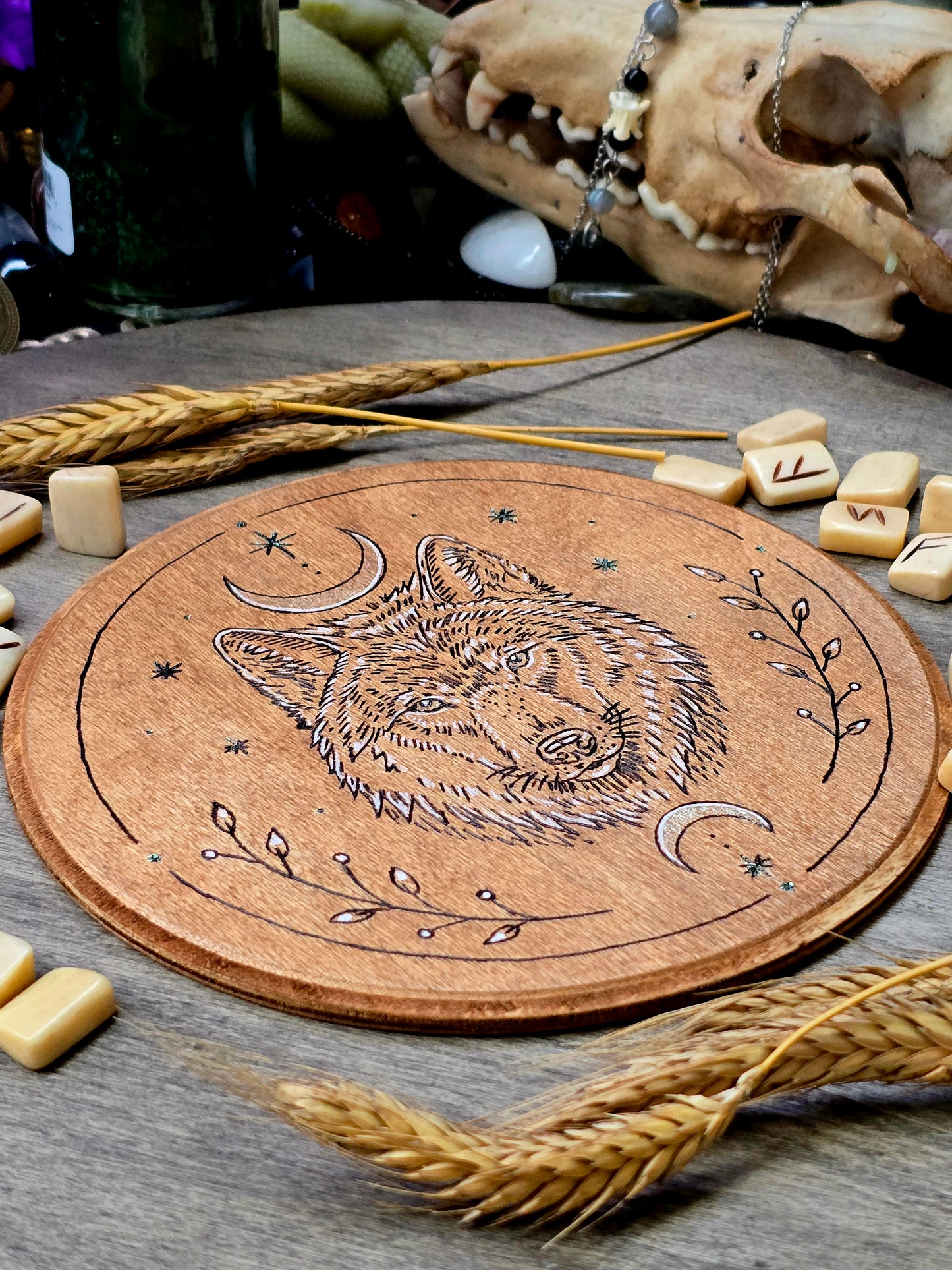 Wolf Altar Tile
